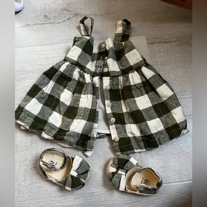 Baby girl Gap dress!